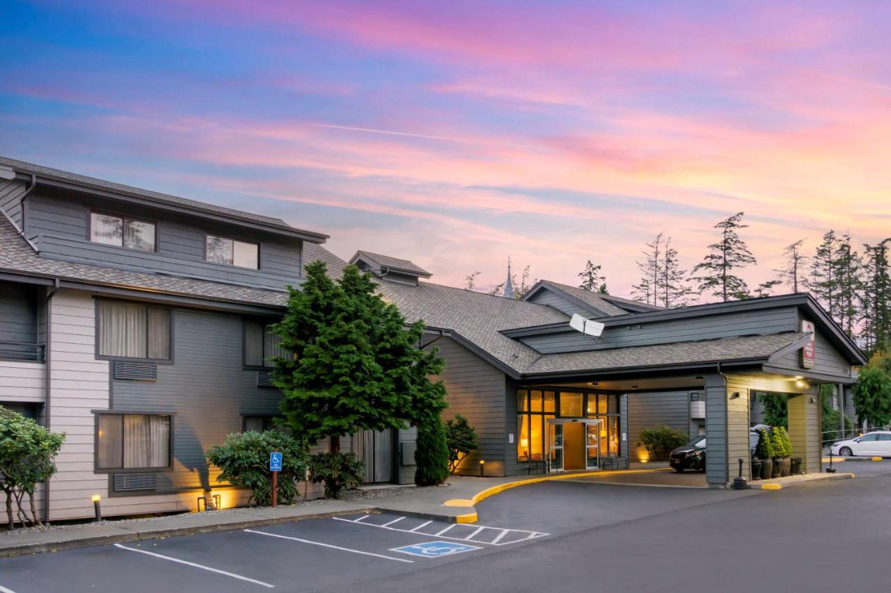 Best Western Plus Oak Harbor Hotel And Conference Center Екстериор снимка